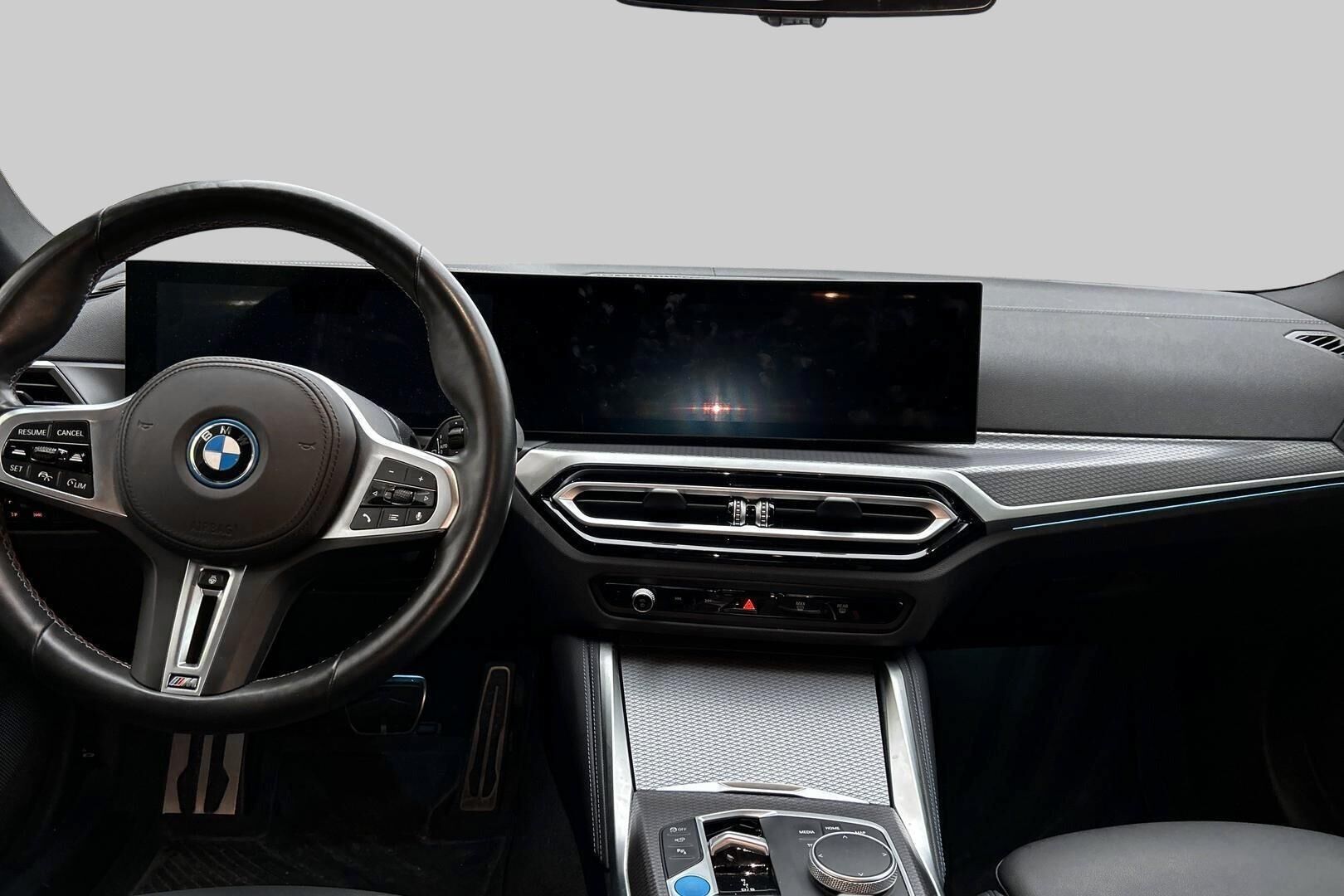 BMW i4 iso kuva 1