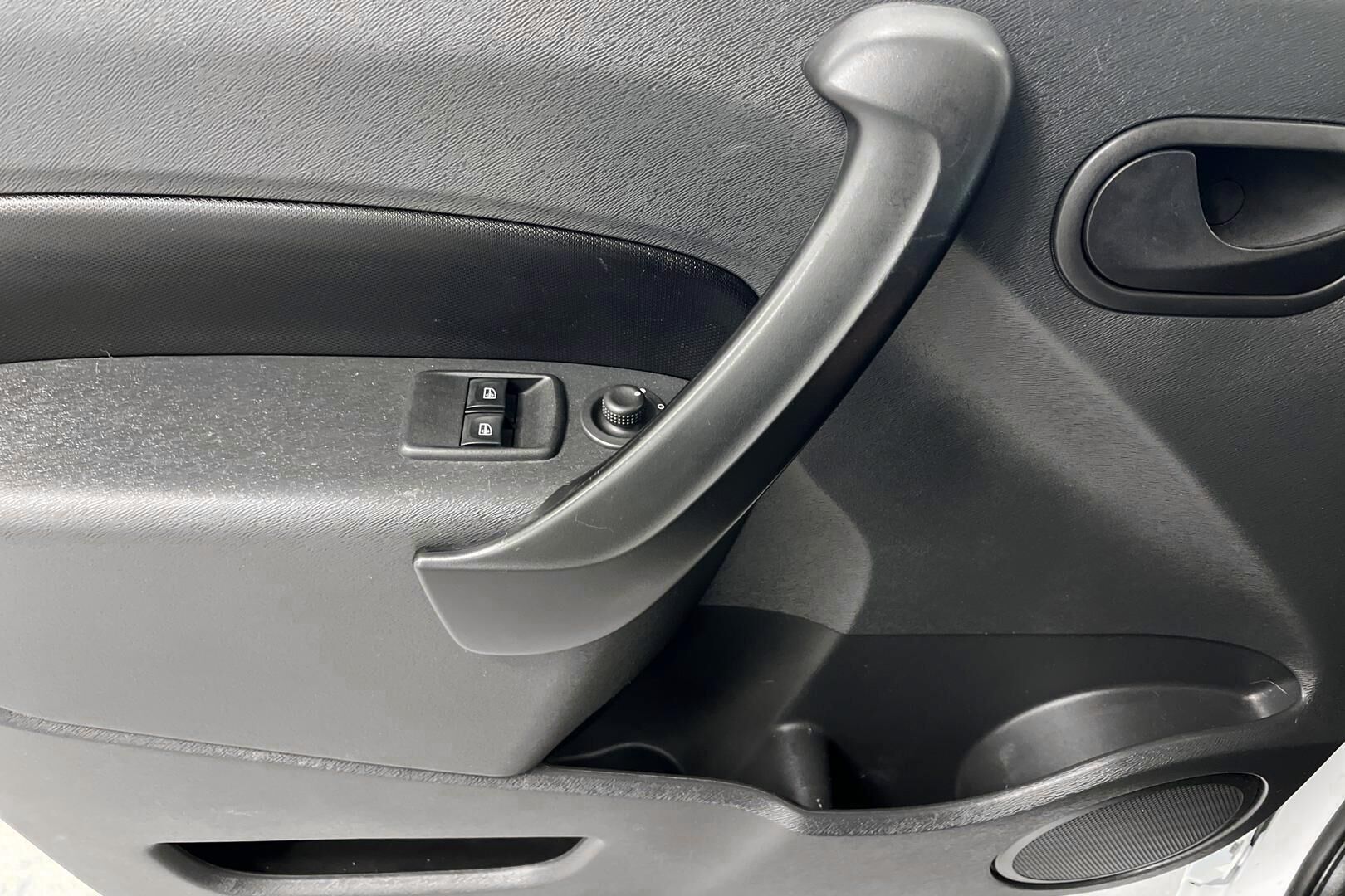 Mercedes-Benz Citan iso kuva 18