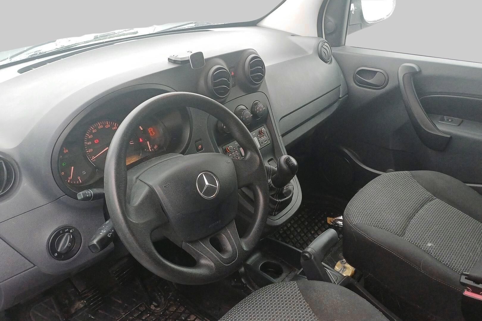 Mercedes-Benz Citan iso kuva 2