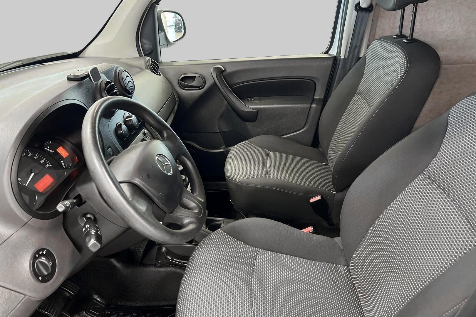 Mercedes-Benz Citan iso kuva 9