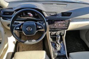 Skoda Superb esikatselu 0