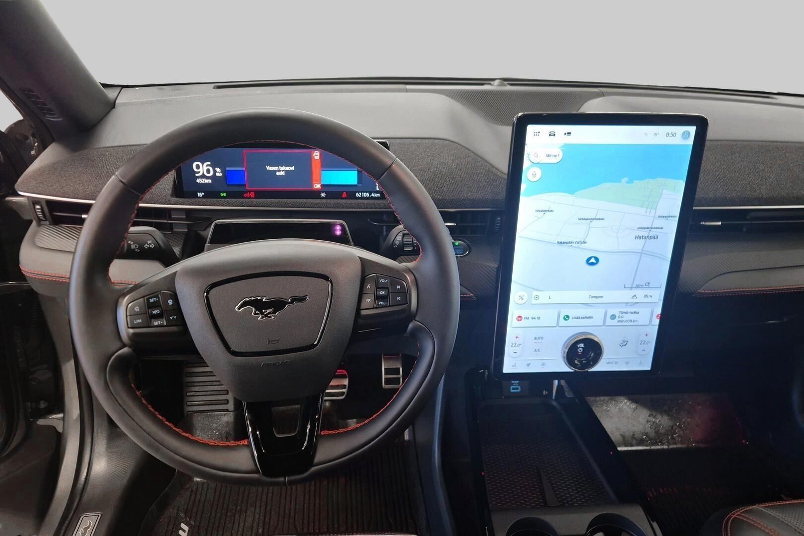 Ford Mustang Mach-E iso kuva 9