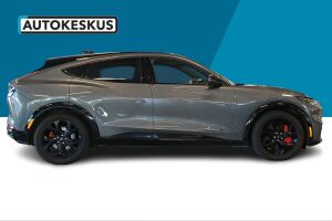 Ford Mustang Mach-E esikatselu 4