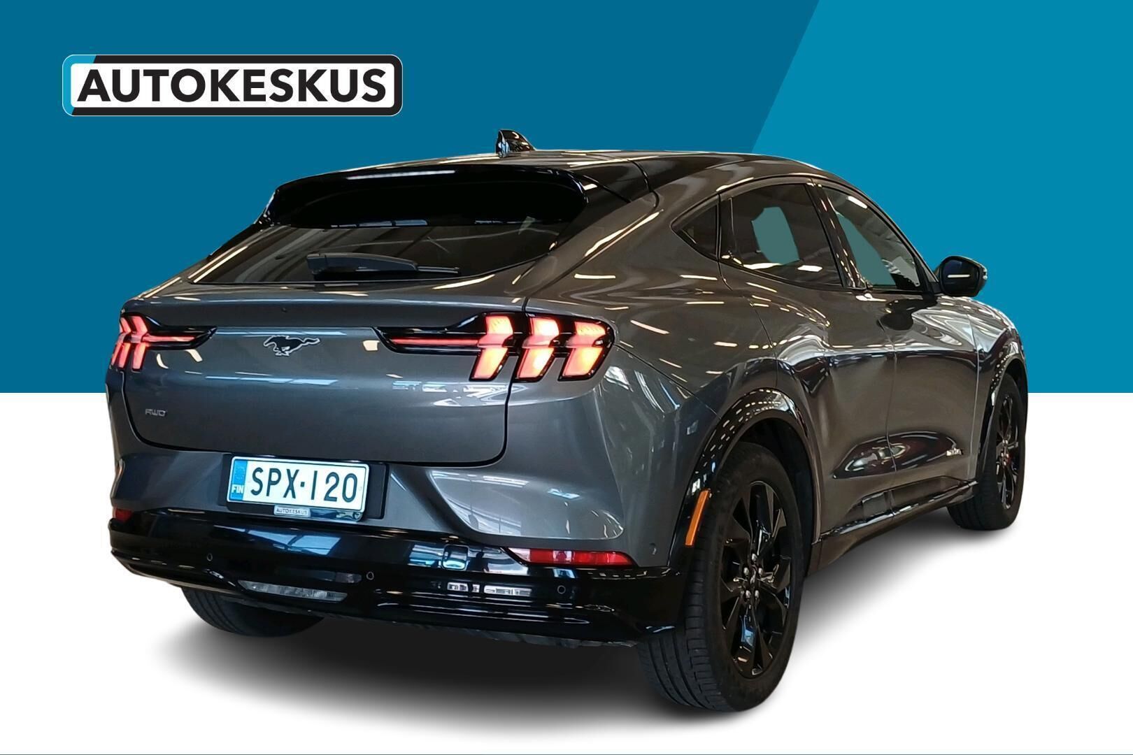 Ford Mustang Mach-E iso kuva 5