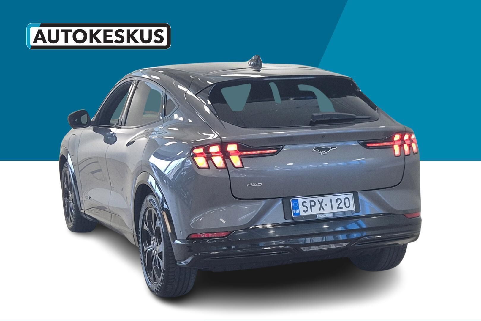 Ford Mustang Mach-E iso kuva 6