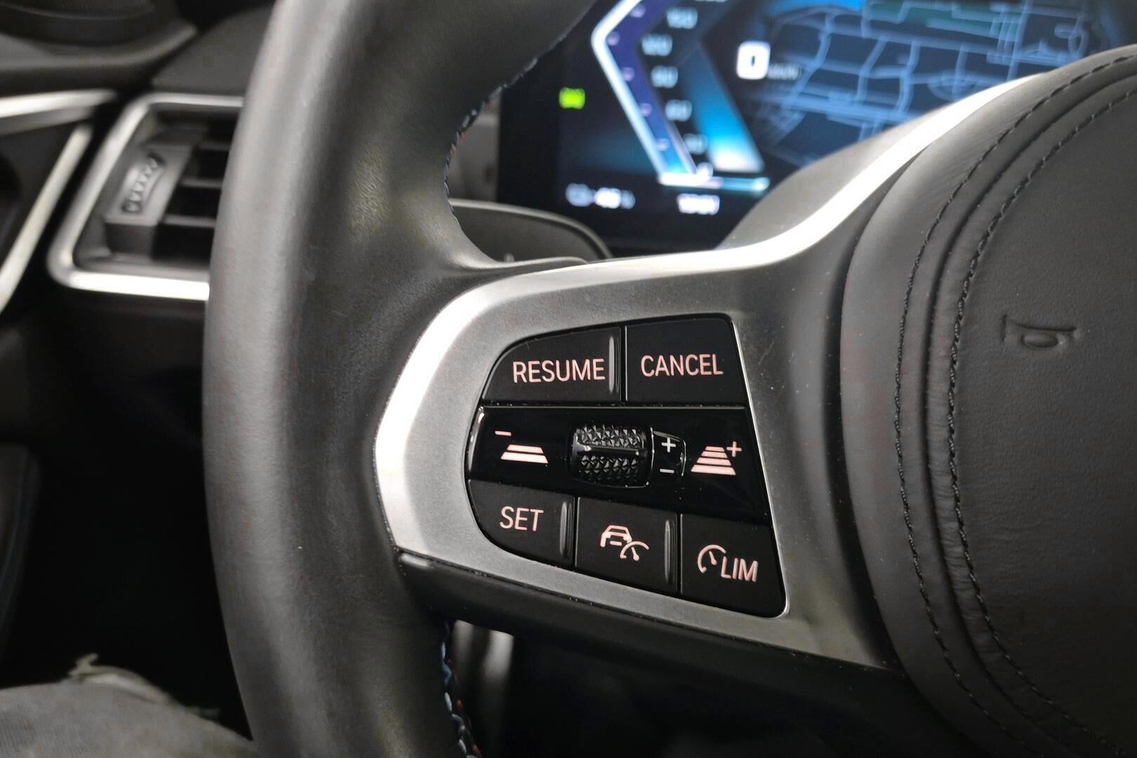 BMW I4 M50 iso kuva 14