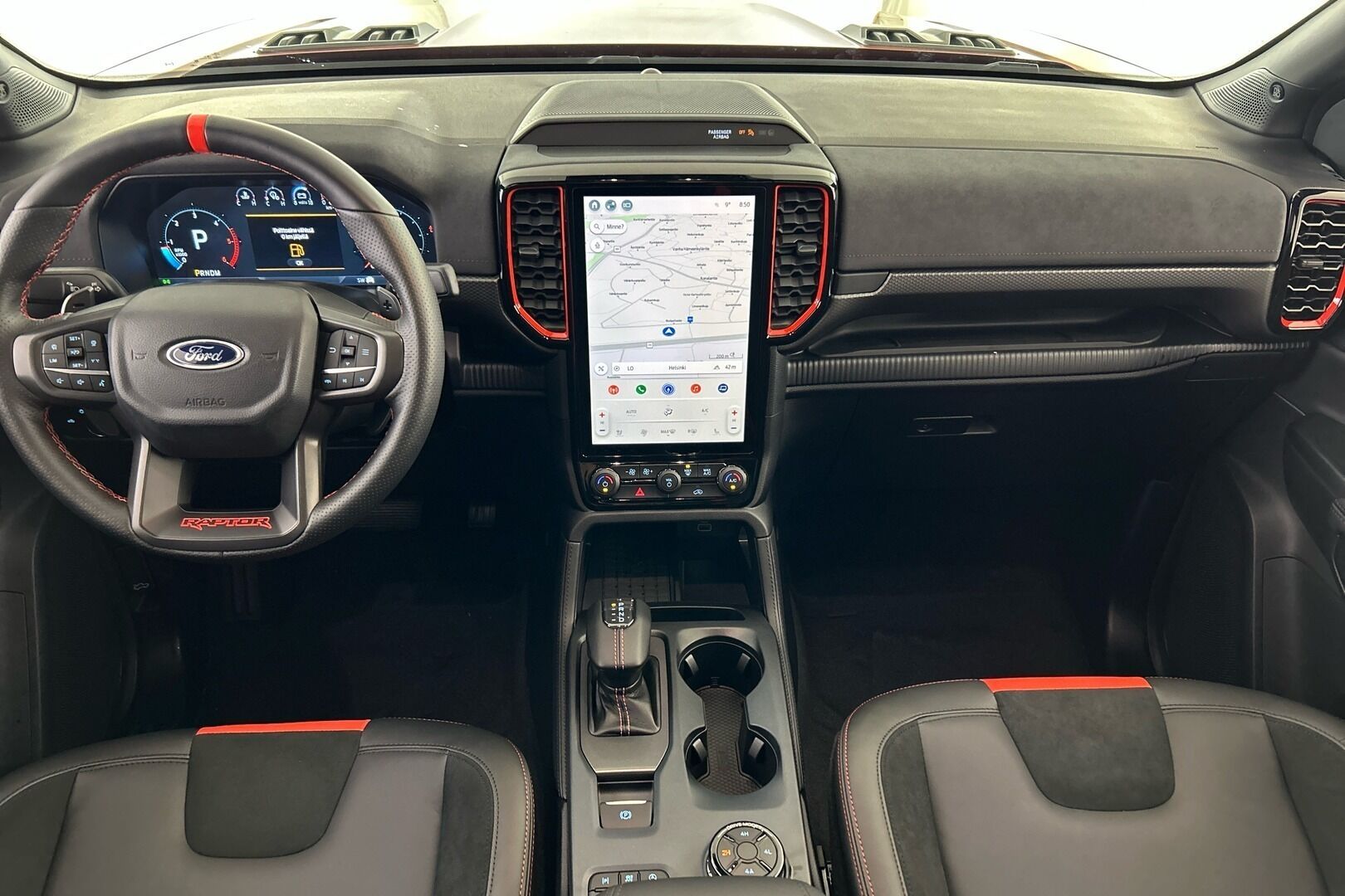 Ford Ranger iso kuva 6