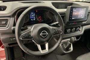 Nissan Primastar esikatselu 16