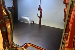 Nissan Primastar esikatselu 5