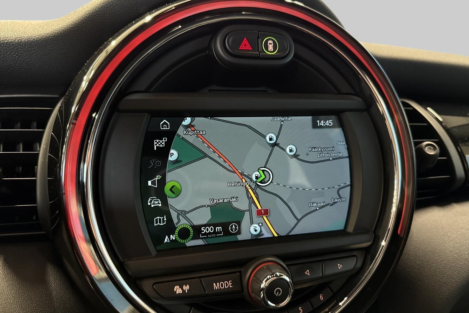 MINI Hatchback iso kuva 18