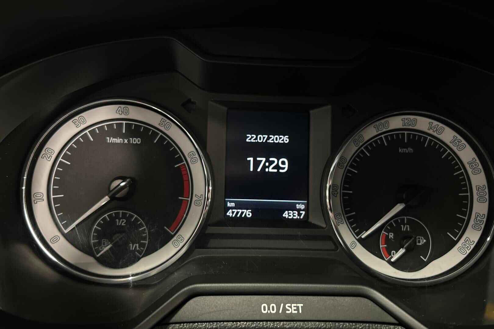 Skoda Octavia iso kuva 14