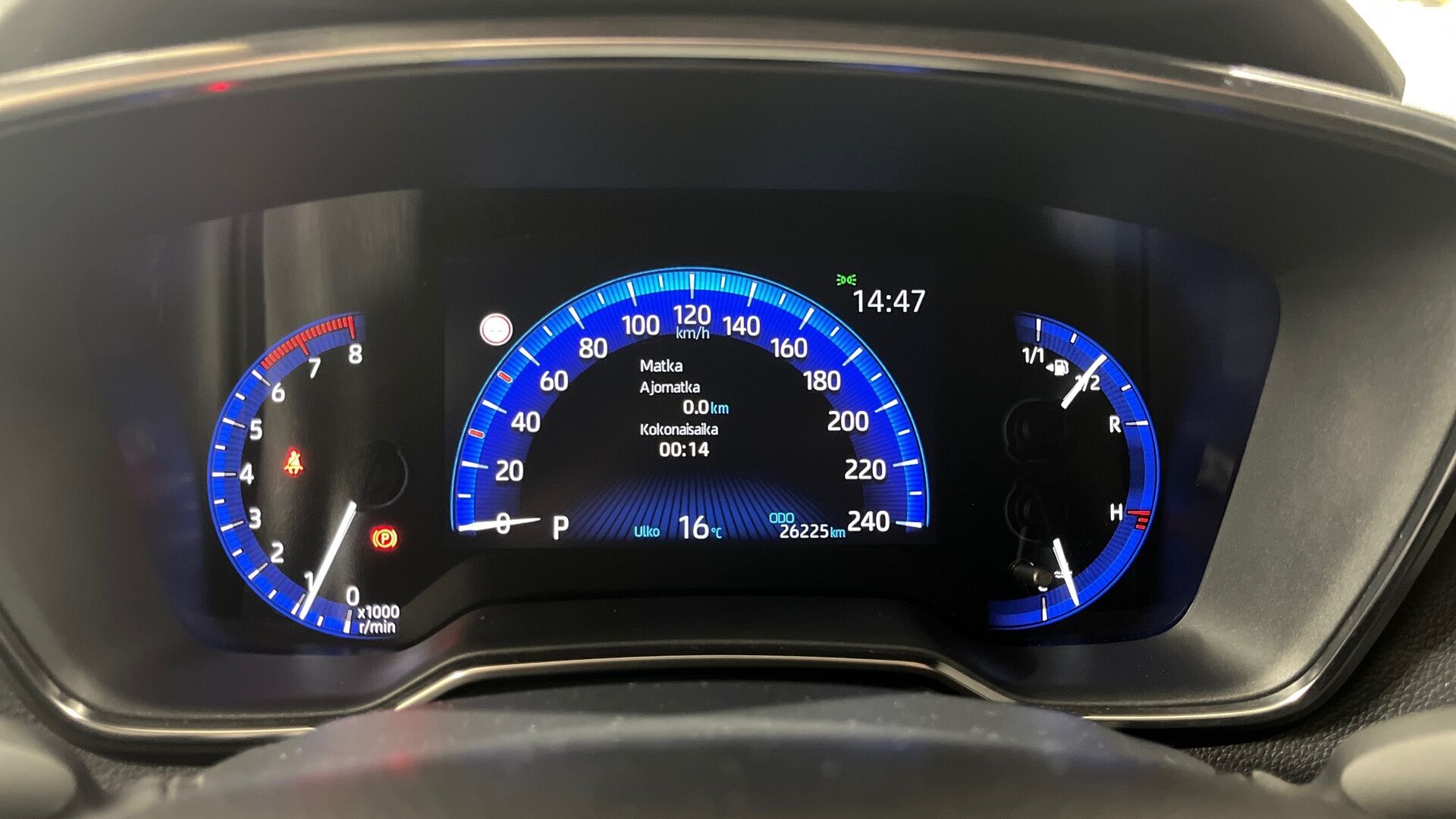 Toyota Corolla iso kuva 12
