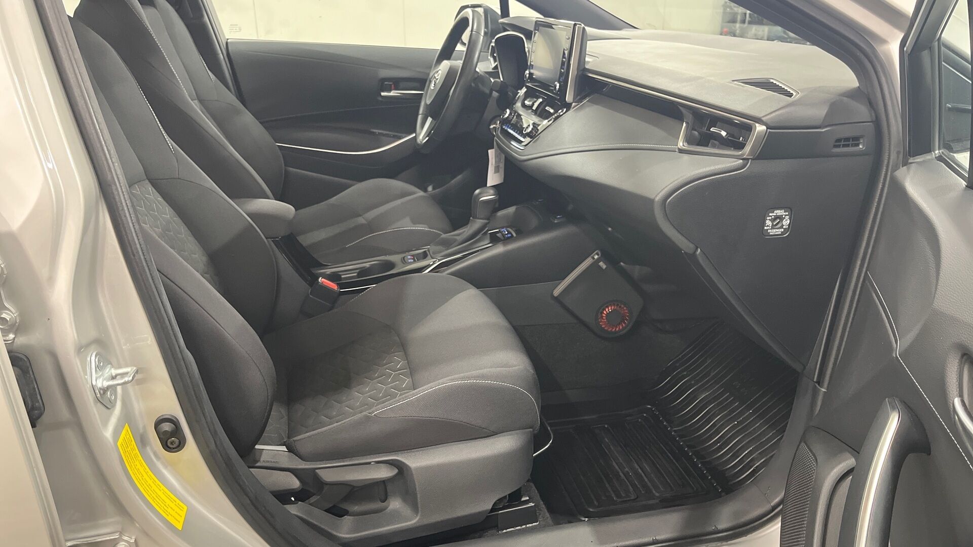 Toyota Corolla iso kuva 16