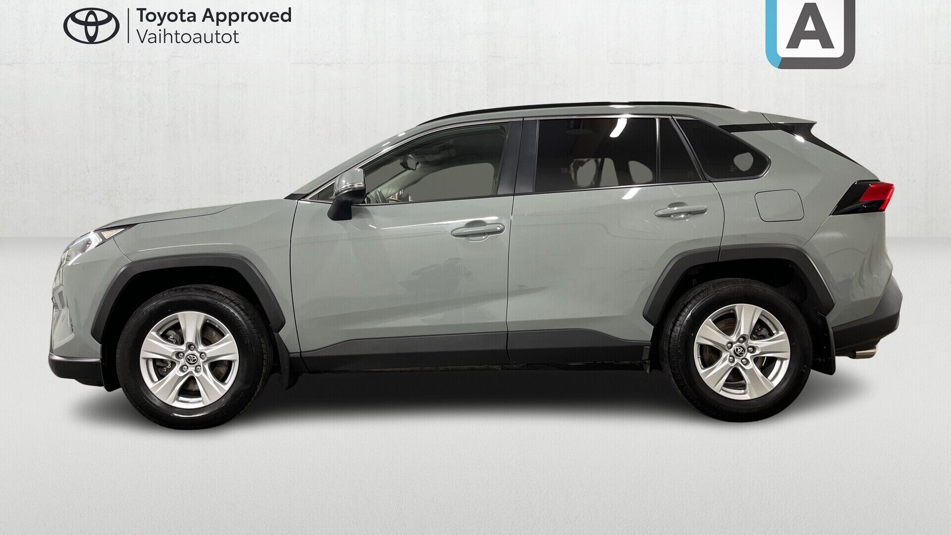 Toyota RAV4 iso kuva 1