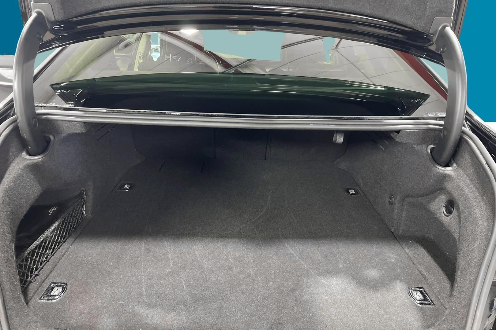 Audi A6 iso kuva 12
