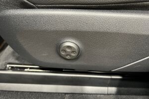 Mercedes-Benz EQE esikatselu 24