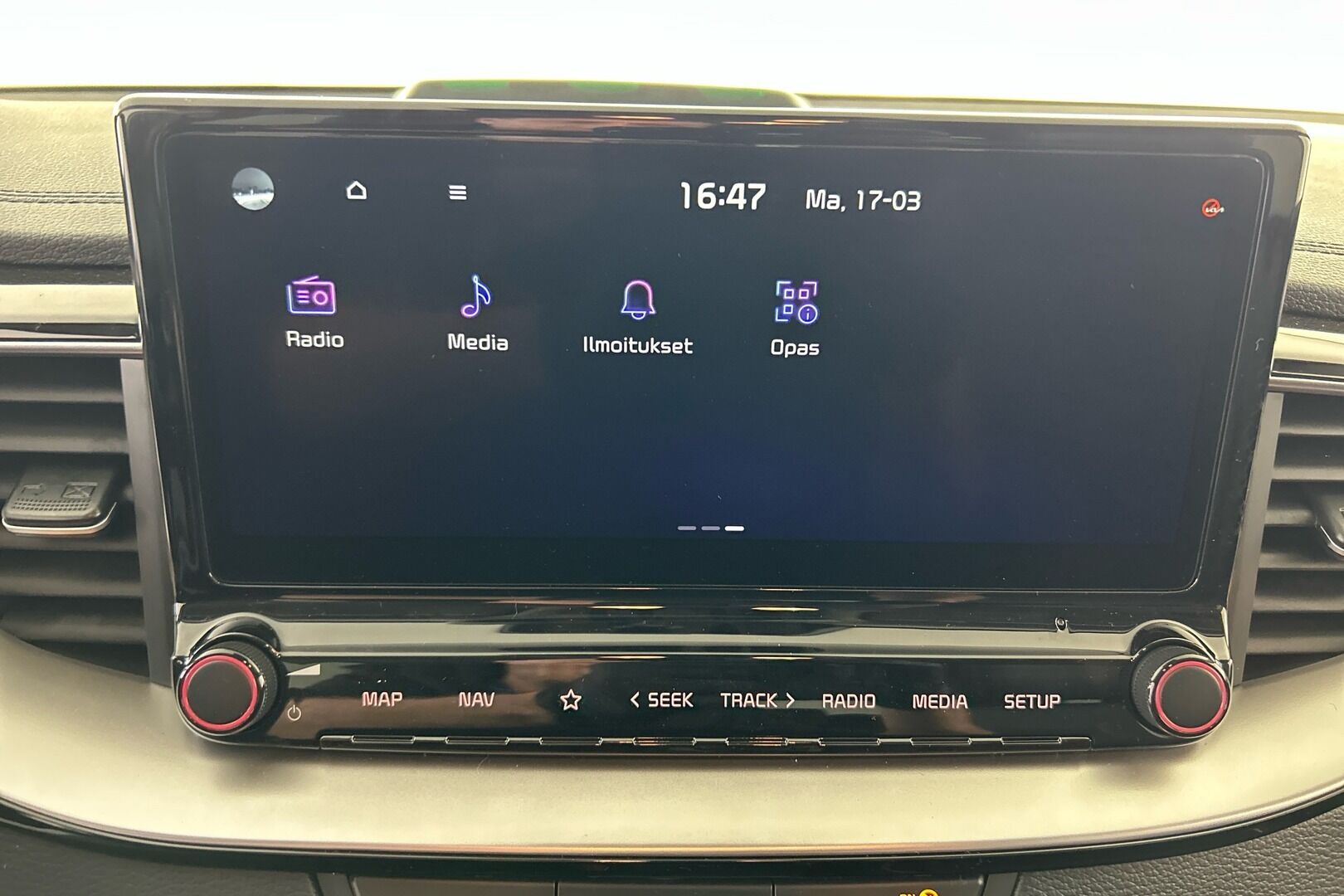 KIA Ceed iso kuva 8