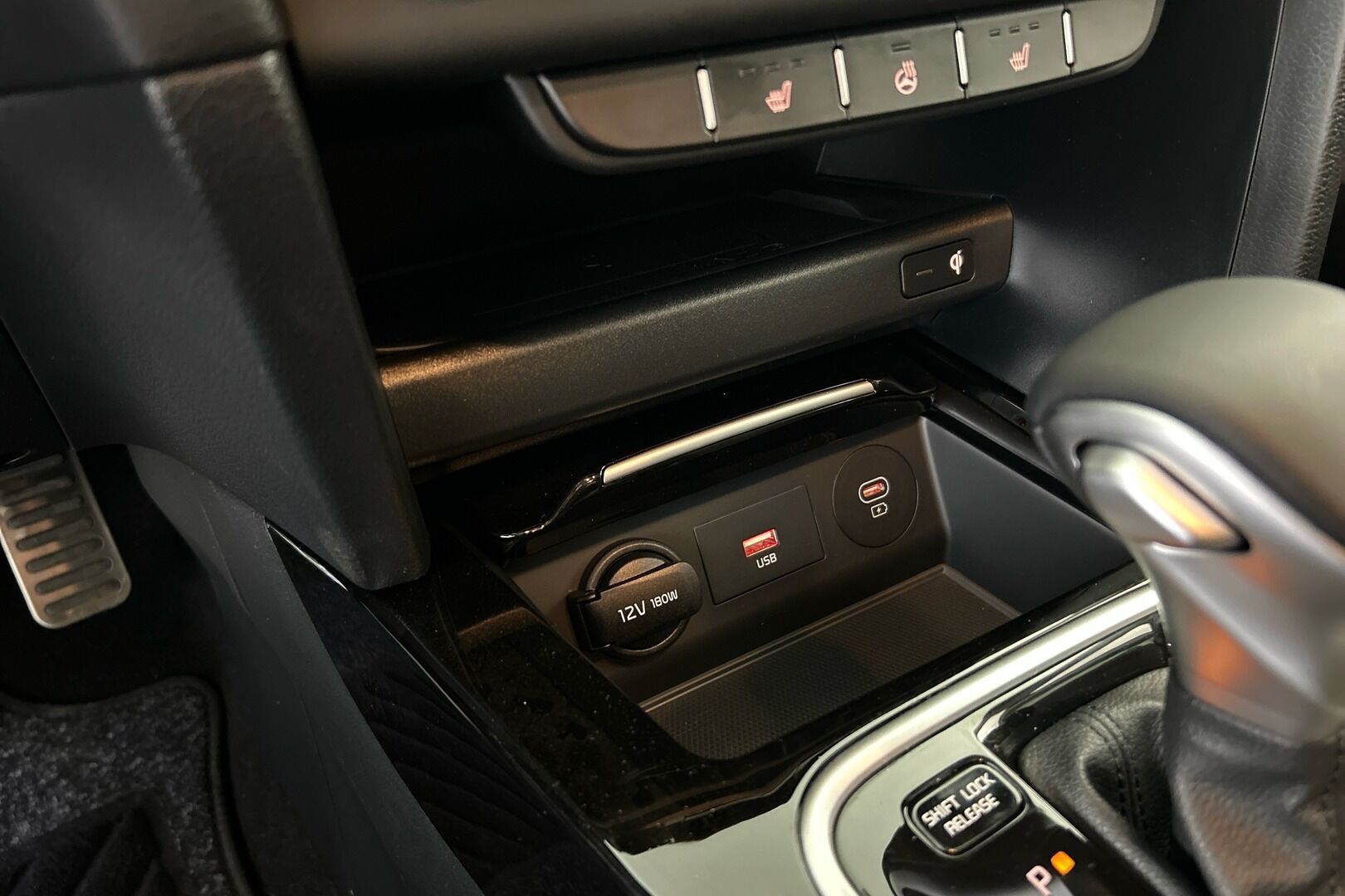 KIA Ceed iso kuva 12