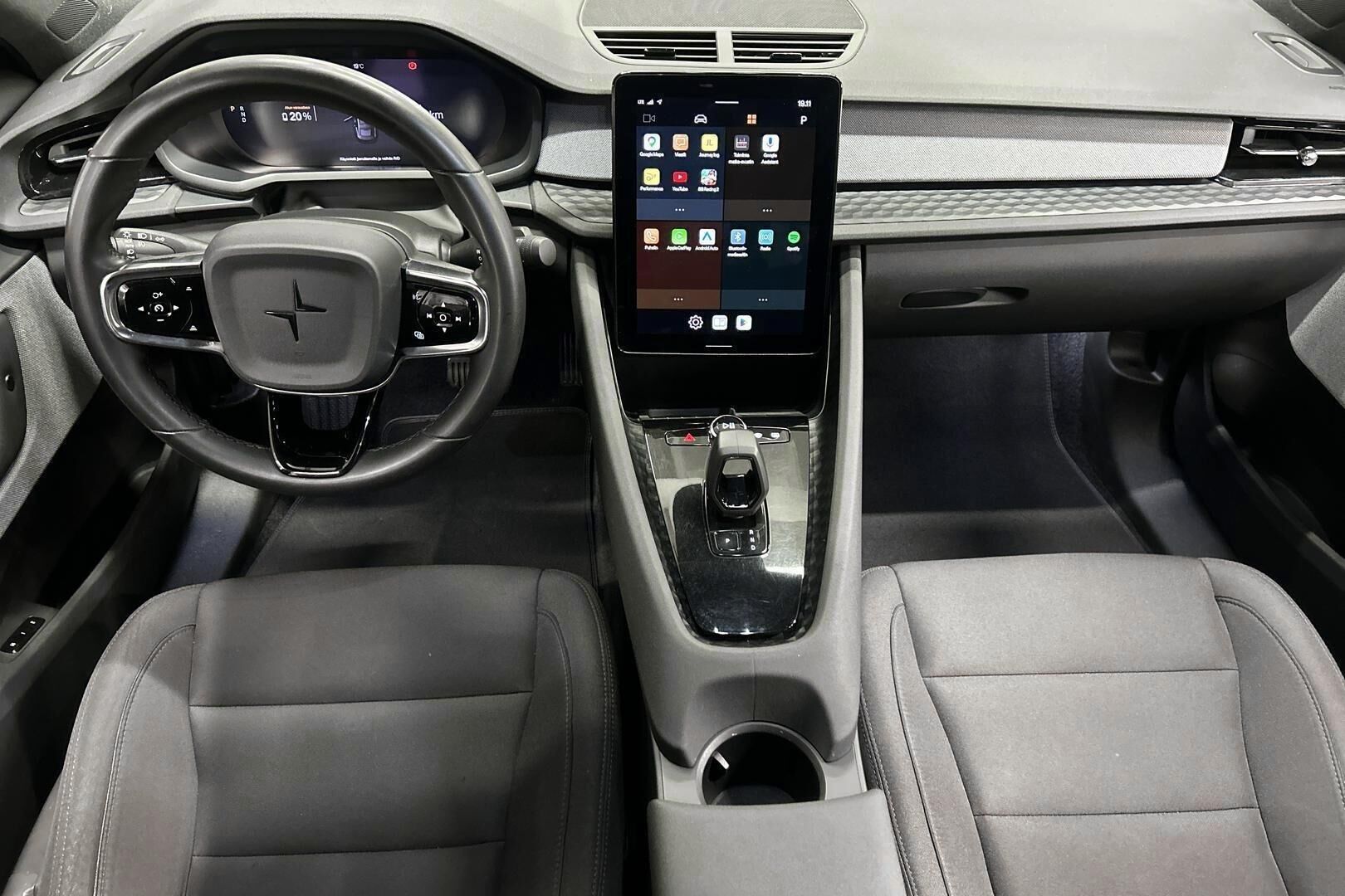 Polestar 2 iso kuva 22