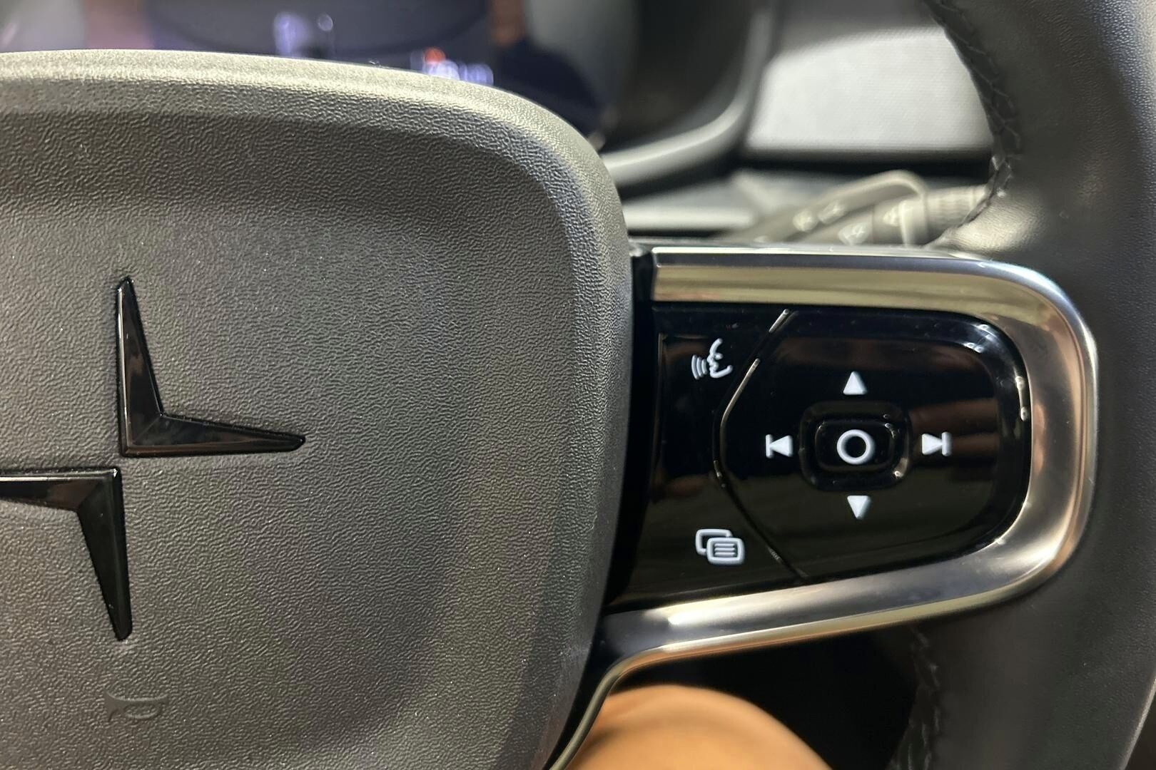 Polestar 2 iso kuva 24