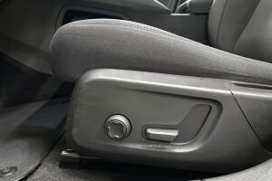 Polestar 2 esikatselu 15