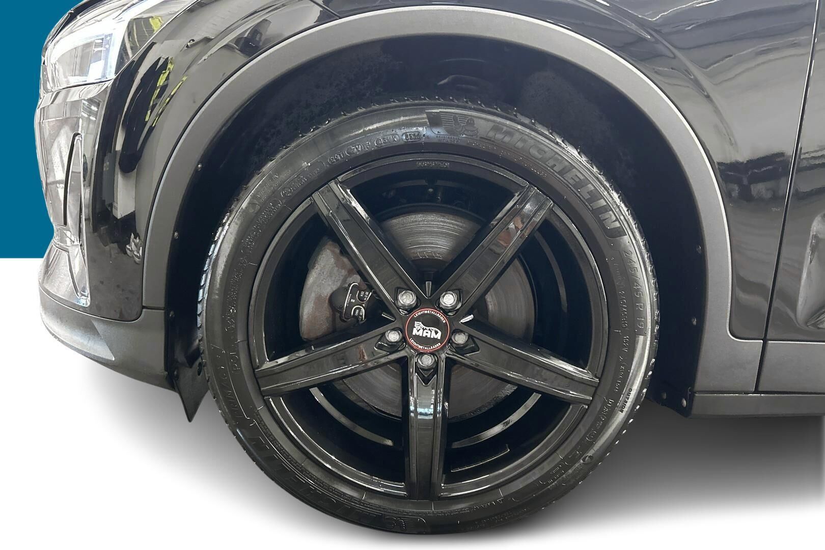 Polestar 2 iso kuva 16