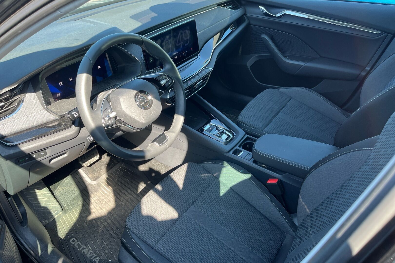 Skoda Octavia iso kuva 1