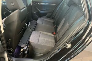 Skoda Octavia esikatselu 8