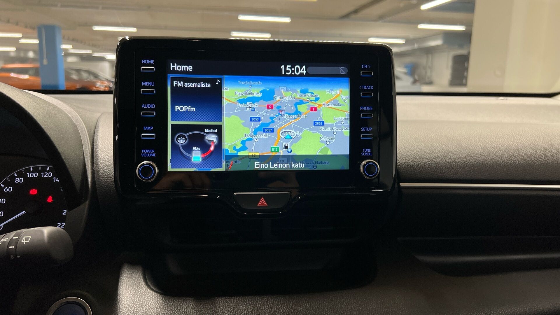 Toyota Yaris iso kuva 13