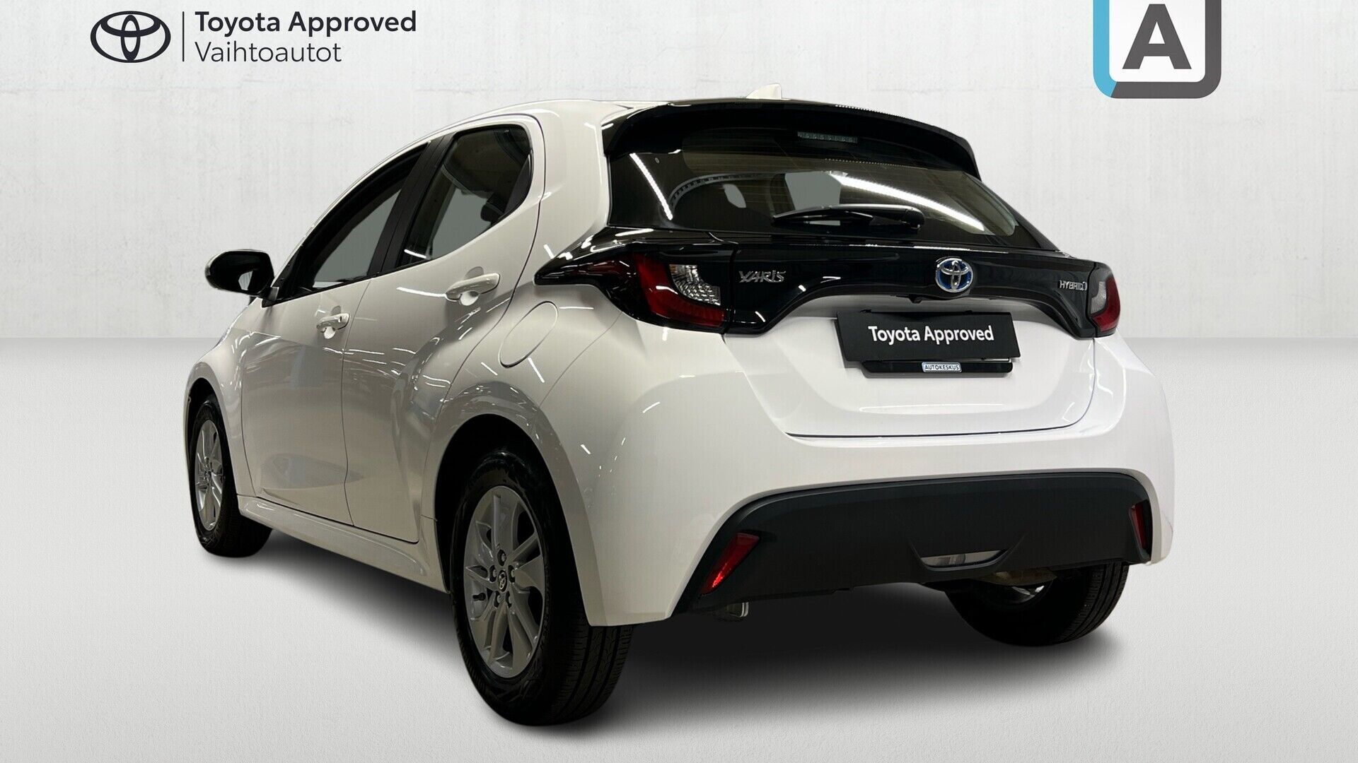 Toyota Yaris iso kuva 2
