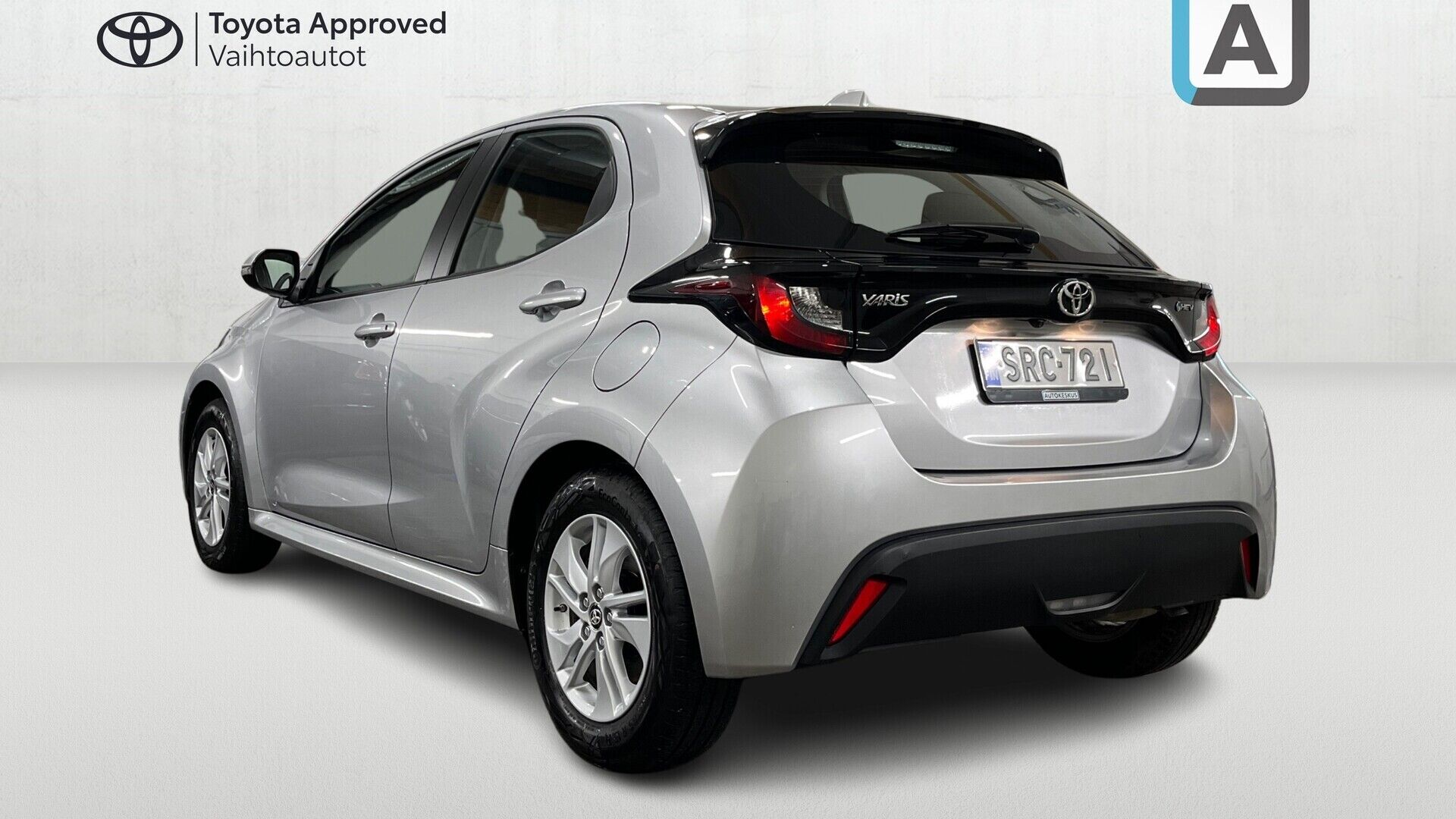 Toyota Yaris iso kuva 2