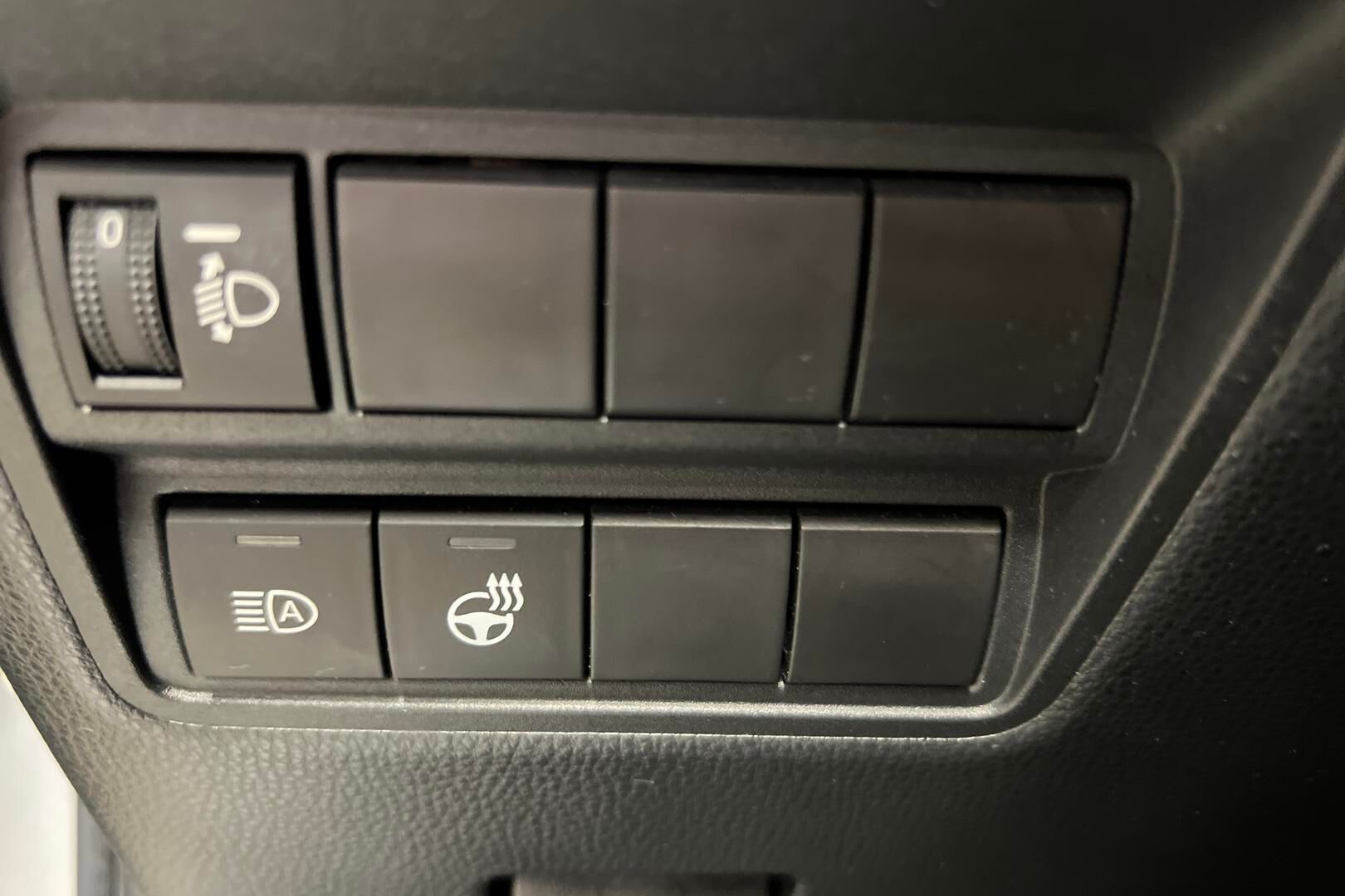 Toyota Yaris iso kuva 19