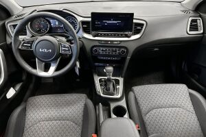 KIA Ceed esikatselu 10