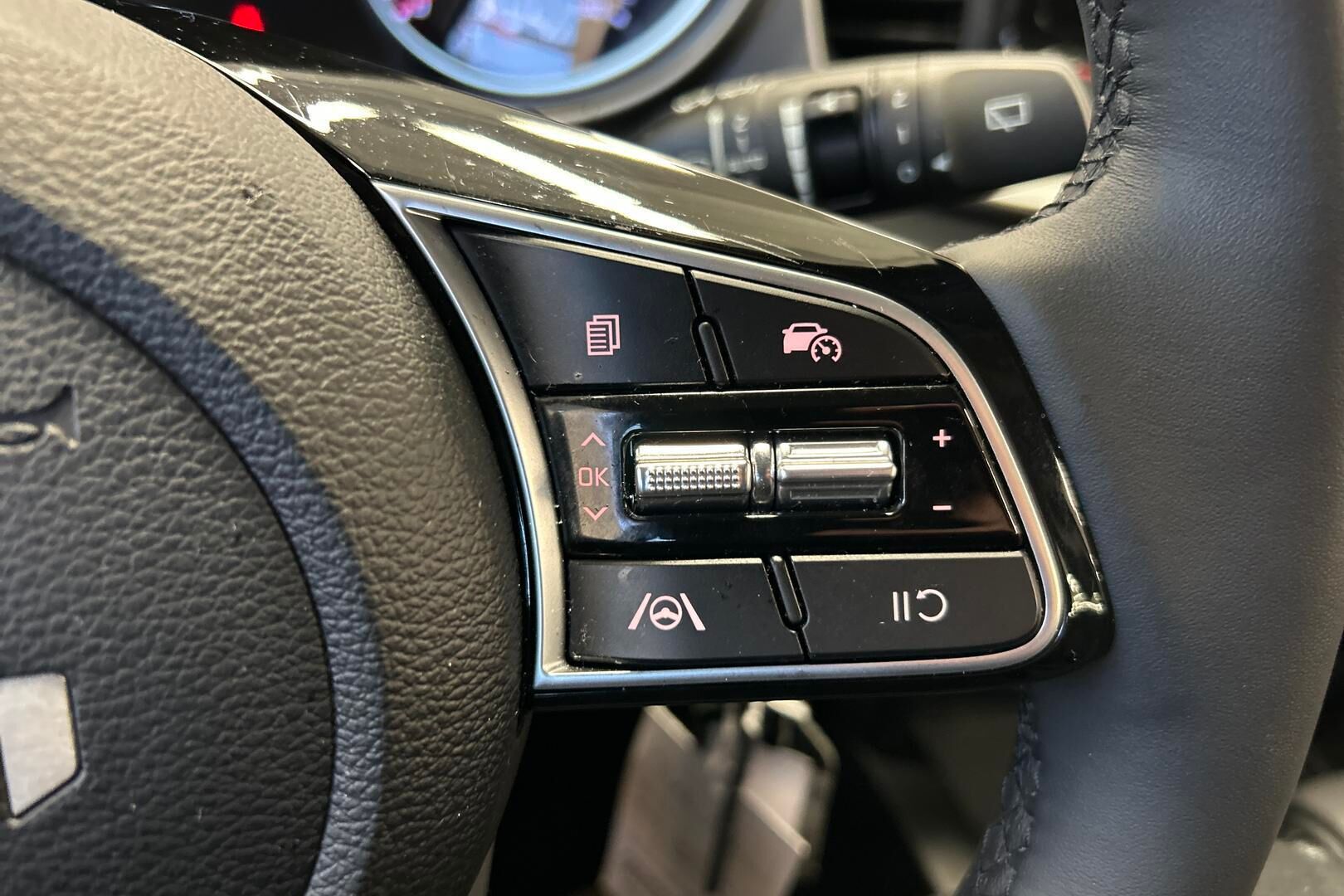 KIA Ceed iso kuva 26