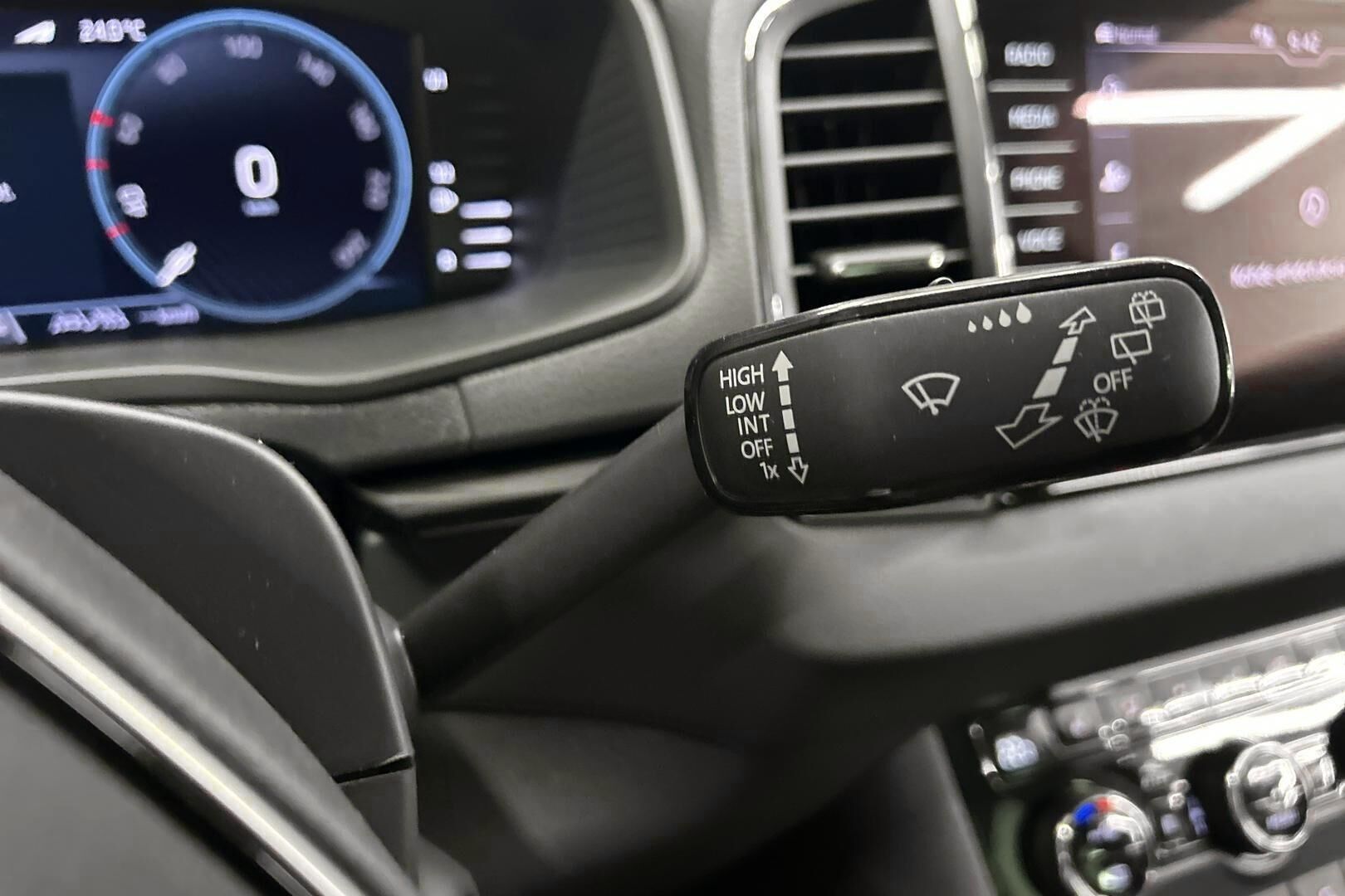 Skoda Karoq iso kuva 20