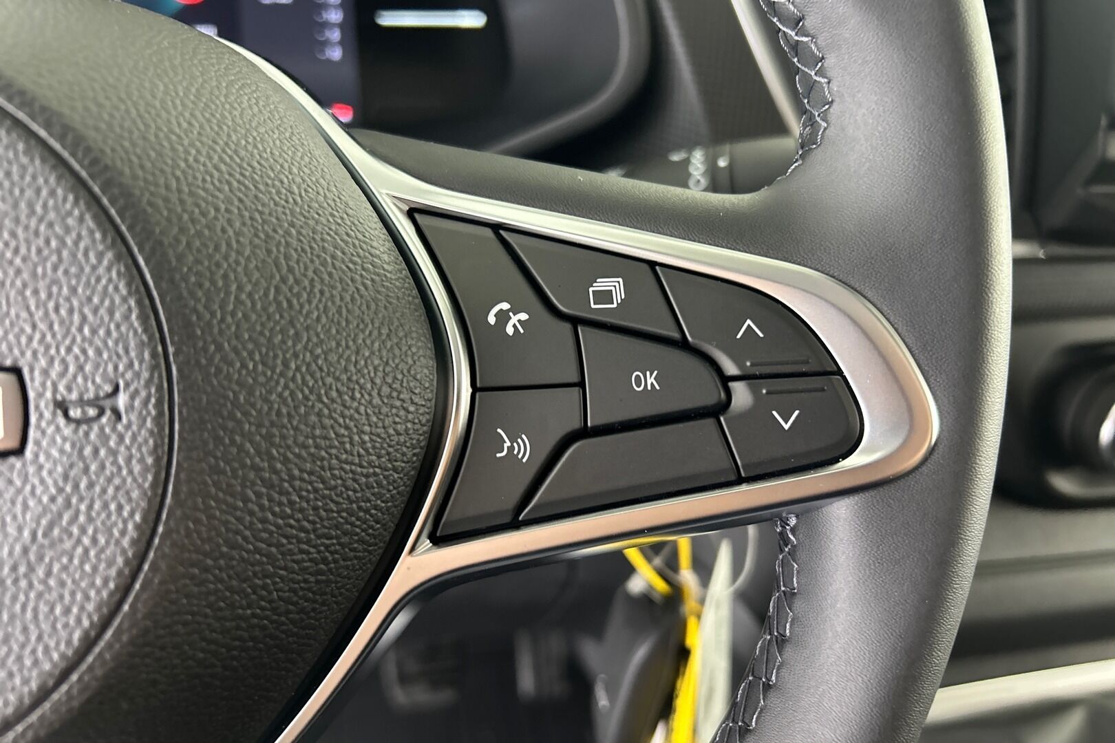 Nissan Primastar iso kuva 23