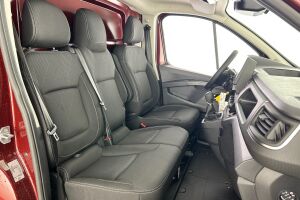 Nissan Primastar esikatselu 28
