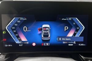 BMW iX2 esikatselu 19