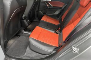 BMW iX2 esikatselu 8