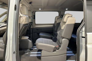 VOLKSWAGEN MULTIVAN esikatselu 10