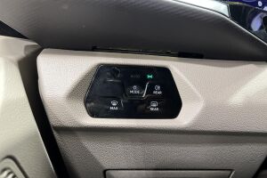 VOLKSWAGEN MULTIVAN esikatselu 30