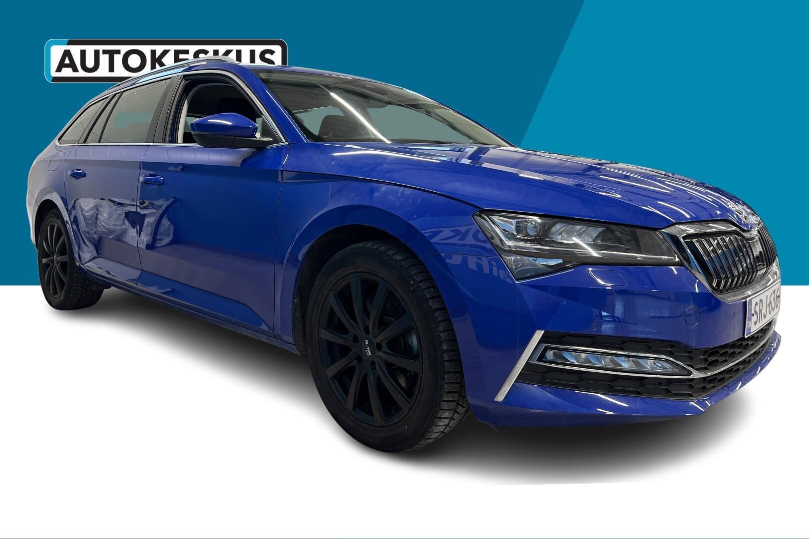 SKODA SUPERB iso kuva 5