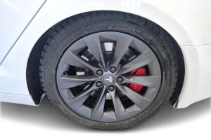 Tesla Model S esikatselu 13