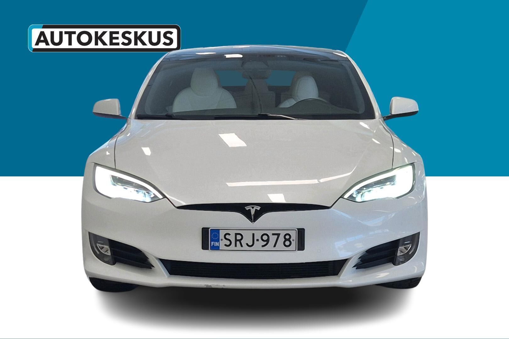 Tesla Model S iso kuva 2