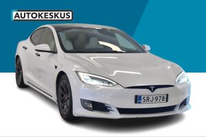 Tesla Model S esikatselu 3