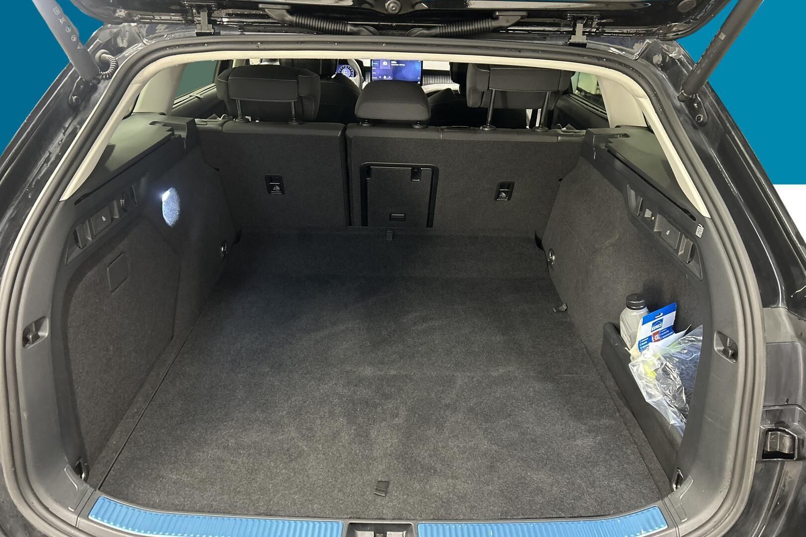 Skoda Superb iso kuva 12