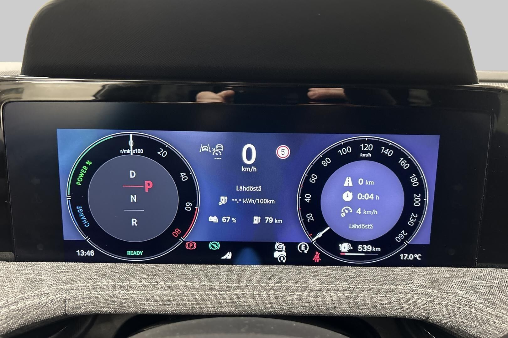 Skoda Superb iso kuva 14