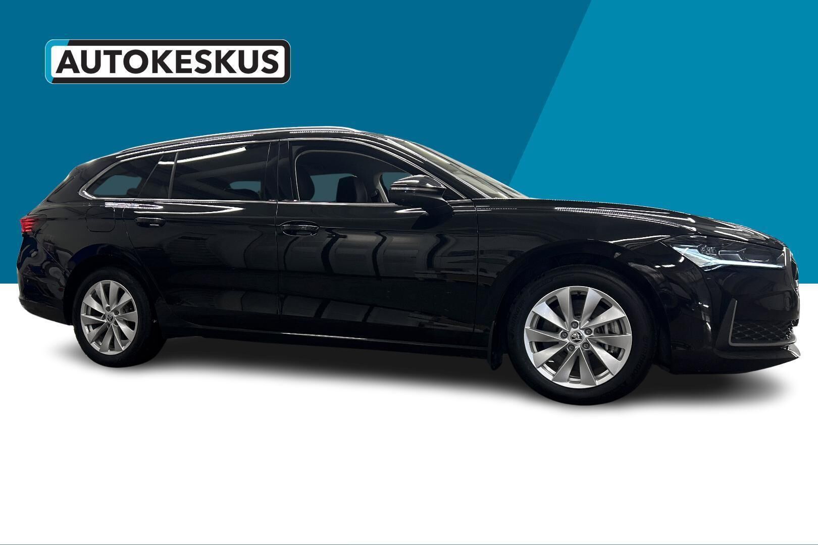 Skoda Superb iso kuva 4