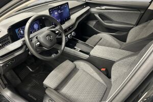 Skoda Superb esikatselu 9