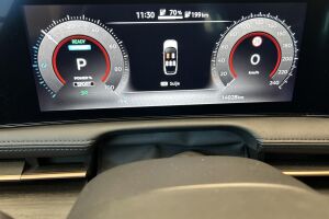 Nissan Ariya esikatselu 16